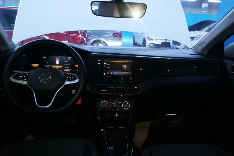 Used Volkswagen Lavida 2023 New Sharp 1.5L Automatic Excellent New Edition
