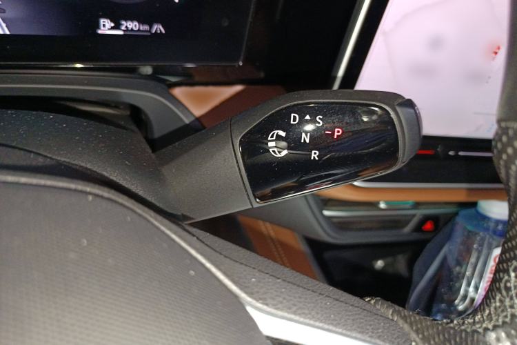 Used Volkswagen Magotan 2024 380TSI DSG Prestige Edition DaMai Package
