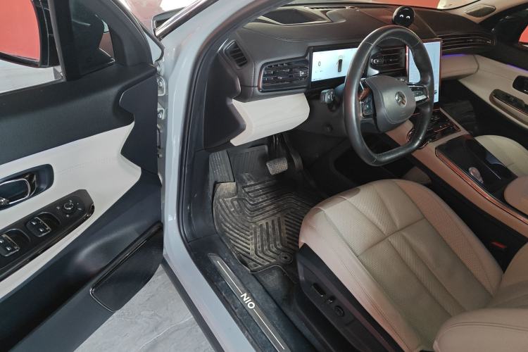 Used Nio ES8 2020 415 km Range 6-Seater Version
