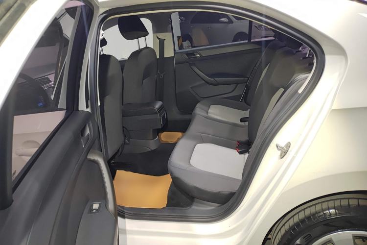 Used Skoda Rapid 2019 1.5L Automatic Standard Edition