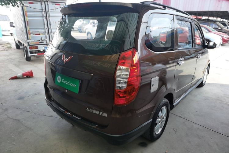 Used Wuling Hongguang 2014 1.5L S Standard Version
