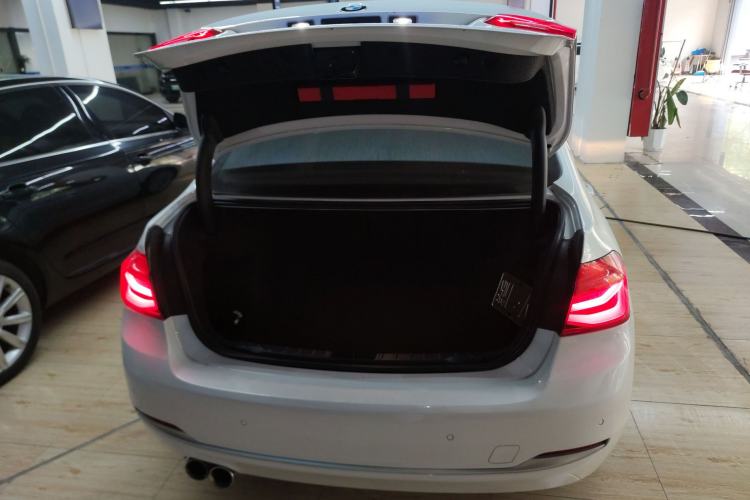 Used BMW 3 Series 2018 320Li Fashion Model
