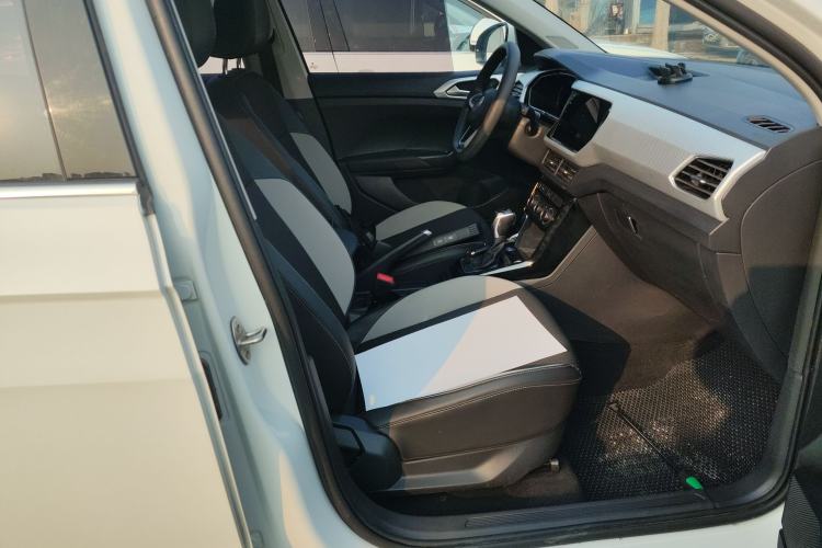 Used Volkswagen Tacqua 2021 200TSI DSG JoyConnect Edition