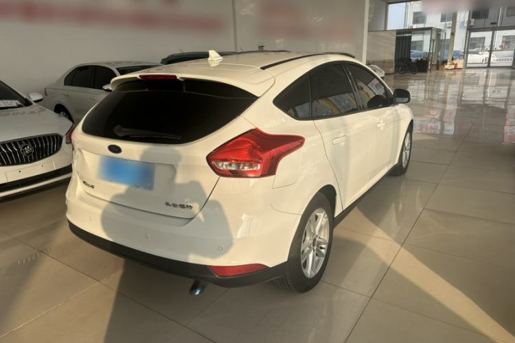 Used Ford Focus 2017 Hatchback 1.6L Automatic Fashion Edition Smart Drive Version
