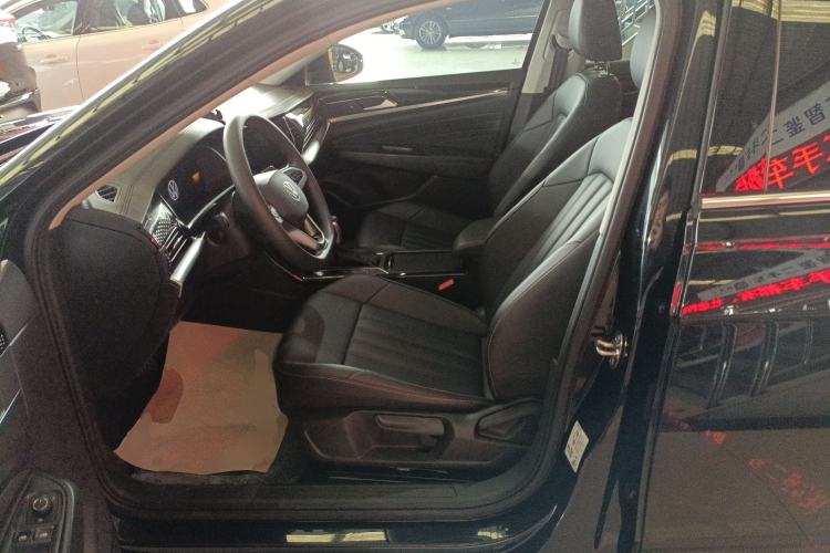 Used Volkswagen Passat 2024 280TSI Business Edition
