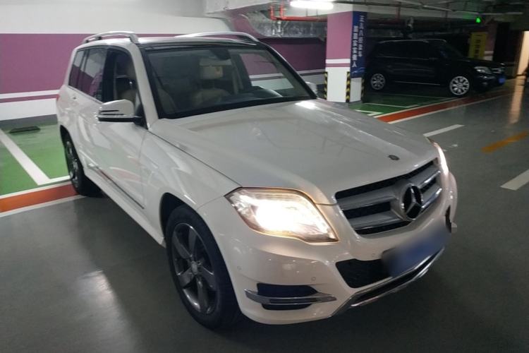 Used Mercedes-Benz GLK-Class 2013 GLK 300 4MATIC Dynamic Sunroof Model

