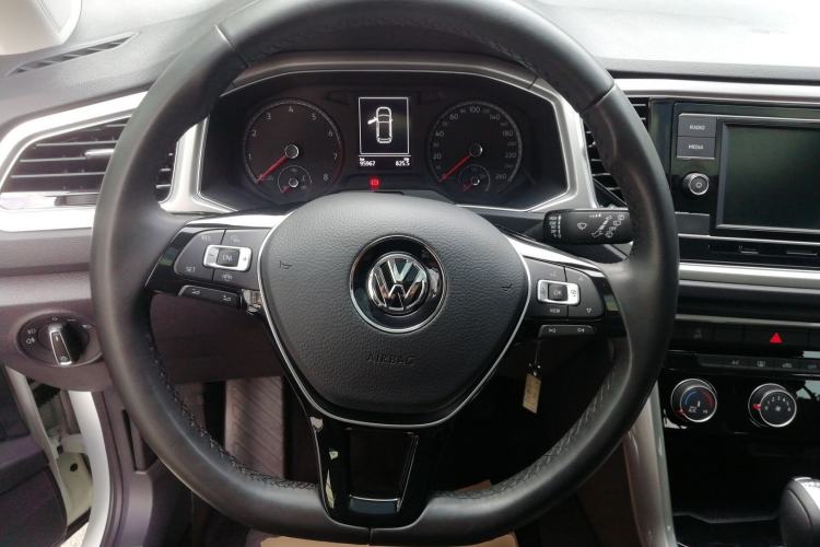 Used Volkswagen T-ROC 2020 280TSI DSG Two-Wheel-Drive Elite Version