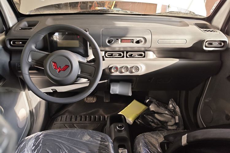 Used Wuling Zhiguang New Energy 2025 Standard Model