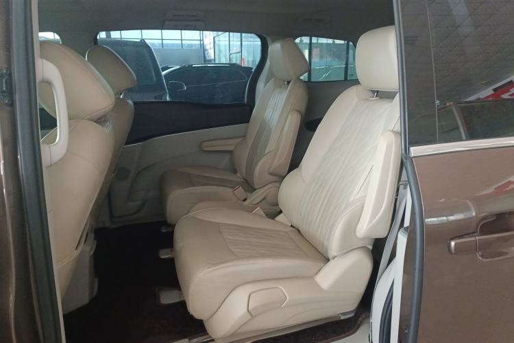 Used Buick GL8 2022 Land Cruiser Executive Class 652T Comfort Model
