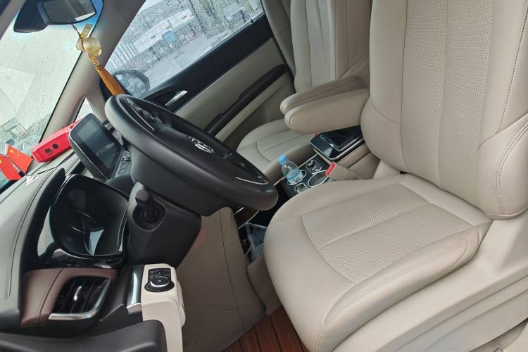 Used Buick GL8 2021 Land Cruiser Executive Class 652T Comfort Model
