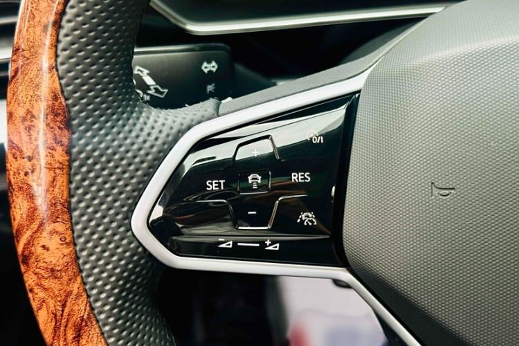 Used Volkswagen Passat 2022 330TSI Starry Luxury Edition
