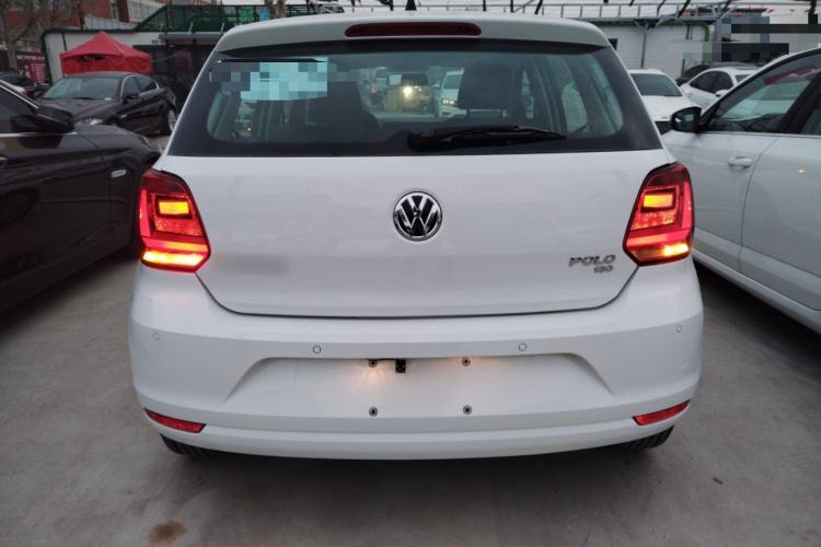 Used Volkswagen Polo 2016 1.6L Automatic Comfort Model
