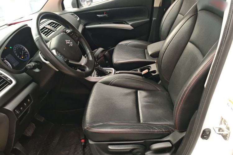 Used Suzuki S-Cross 2015 1.4T Automatic Two-Wheel Drive Prestige Model
