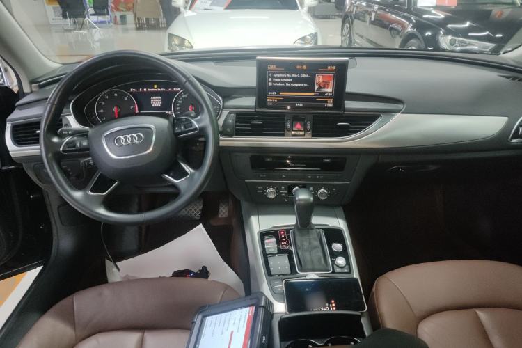 Used Audi A6L 2018 30th Anniversary Edition 35 TFSI Fashion Model
