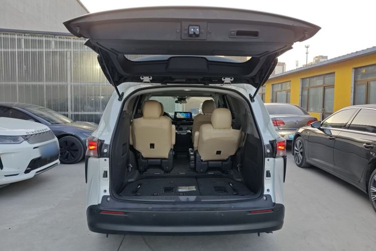 Used Toyota Sienna 2021 2.5L Hybrid Comfort Edition