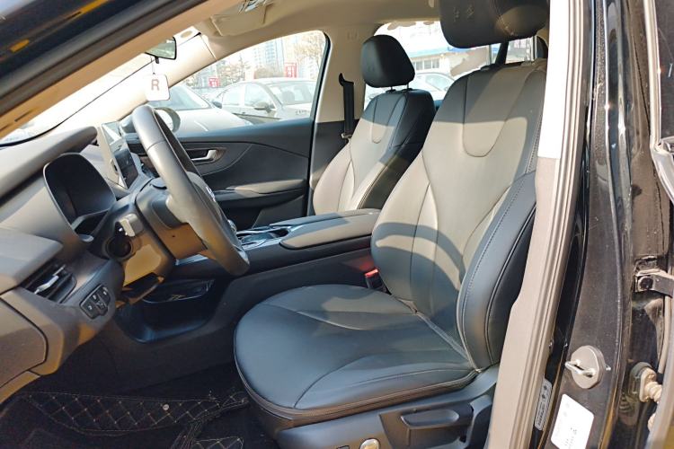 Used Hongqi E-QM5 2023 Revised Version Basic Travel Edition
