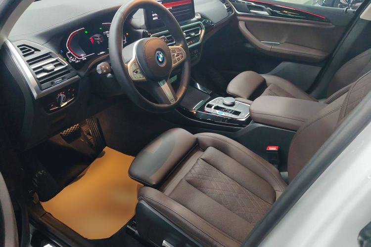 Used BMW iX3 2022 Updated Leading Version
