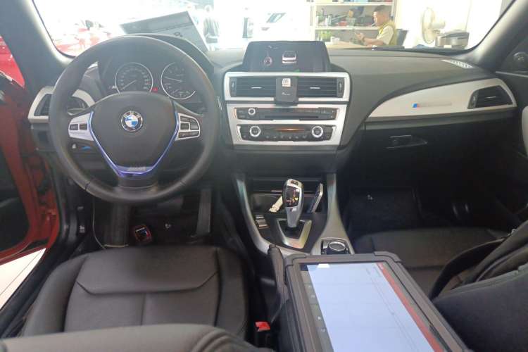 Used BMW 2 Series 2015 218i Convertible Coupe
