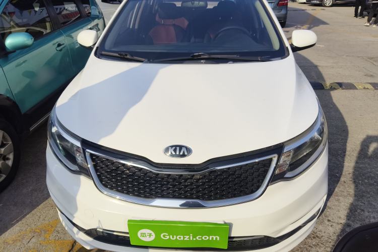 Used Kia K2 2015 Hatchback 1.4L AT GLS Cool Edition
