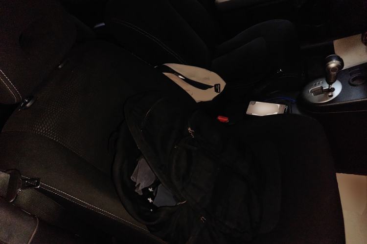 Used Dongfeng Fengdu MX6 2015 2.0L CVT Two-Wheel Drive All-Around Version
