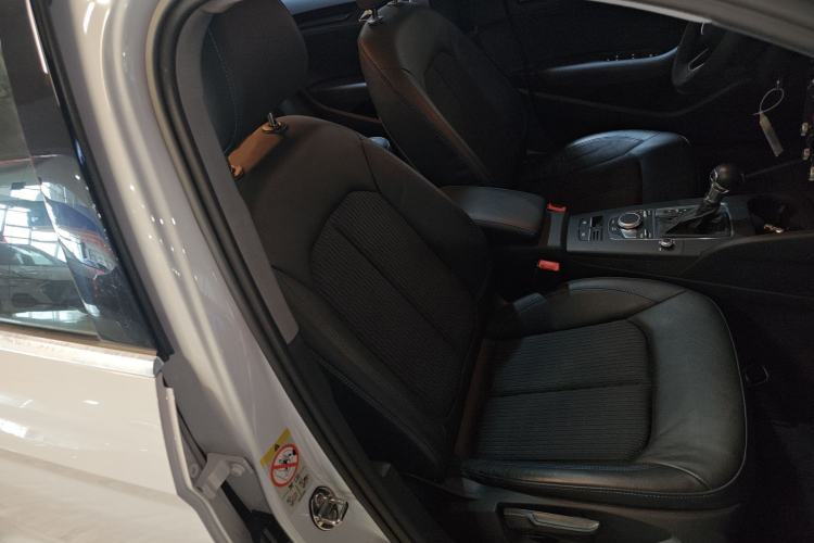 Used Audi A3 2019 Limousine 35 TFSI Fashion Edition China V standard
