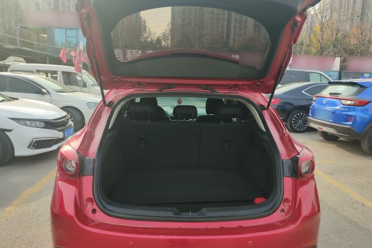 Used Mazda Mazda 3 Axela 2017 Hatchback 1.5L Automatic Luxury Model Emission Standard China V
