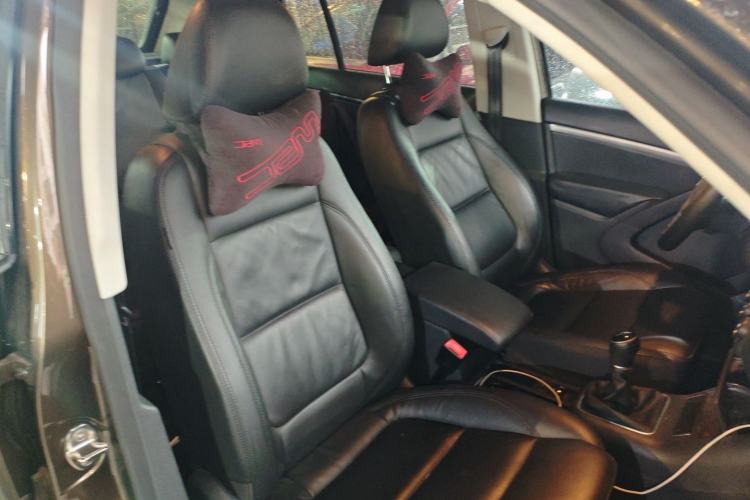 Used Volkswagen Tiguan 2015 1.8TSI Manual Two-Wheel-Drive Limited Edition