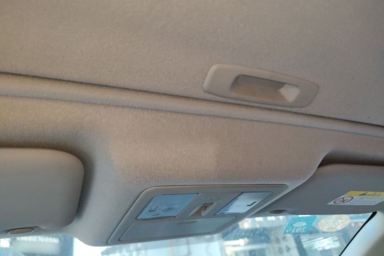 Used Nissan Tiida 2016 1.6L CVT Cool Dynamic Edition
