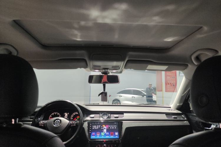 Used Volkswagen Passat 2016 330TSI DSG Luxury Edition
