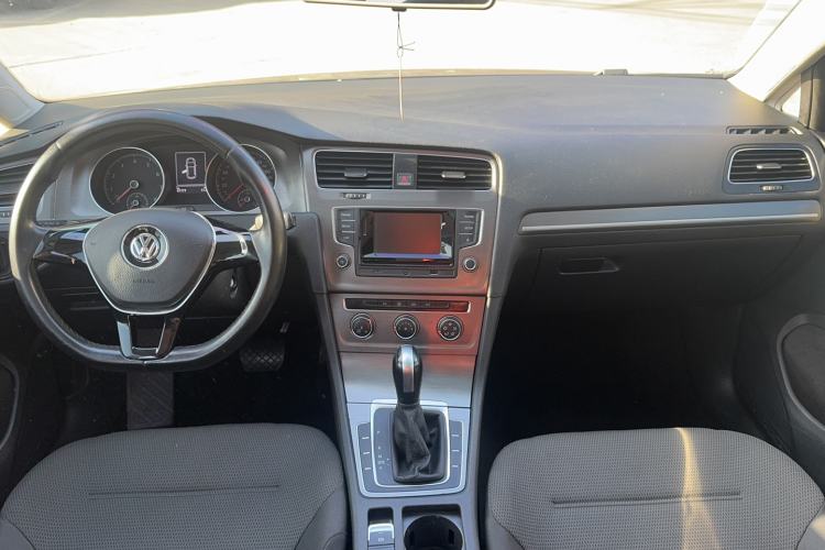 Used Volkswagen Golf 2016 1.6L Automatic Comfort Model
