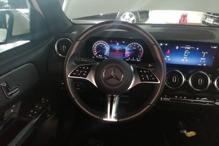 Used Mercedes-Benz GLB 2024 GLB 200 Dynamic Edition
