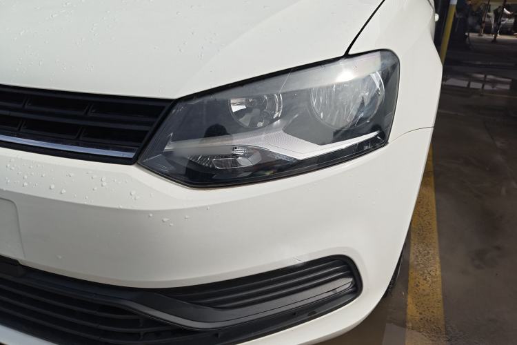 Used Volkswagen Polo 2016 1.4L Manual Fashion Model