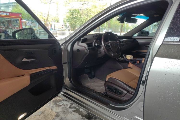 Used Lexus ES 2018 200 Luxury Edition China V Standard