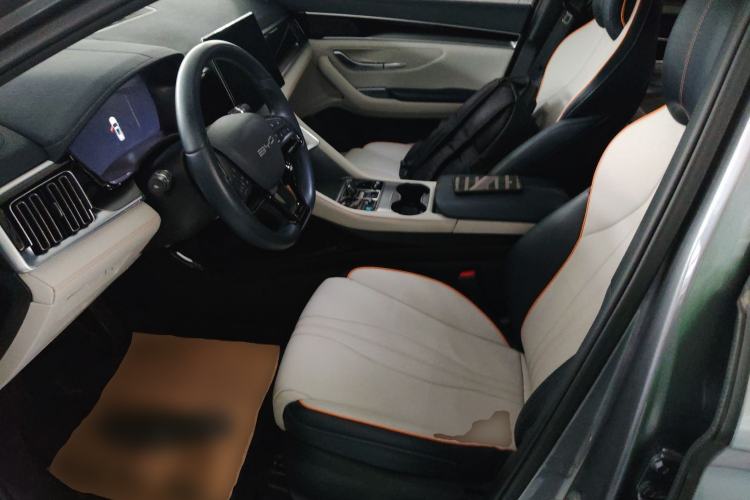 Used BYD Song PLUS New Energy 2023 Champion Edition EV 520KM Prestige Model
