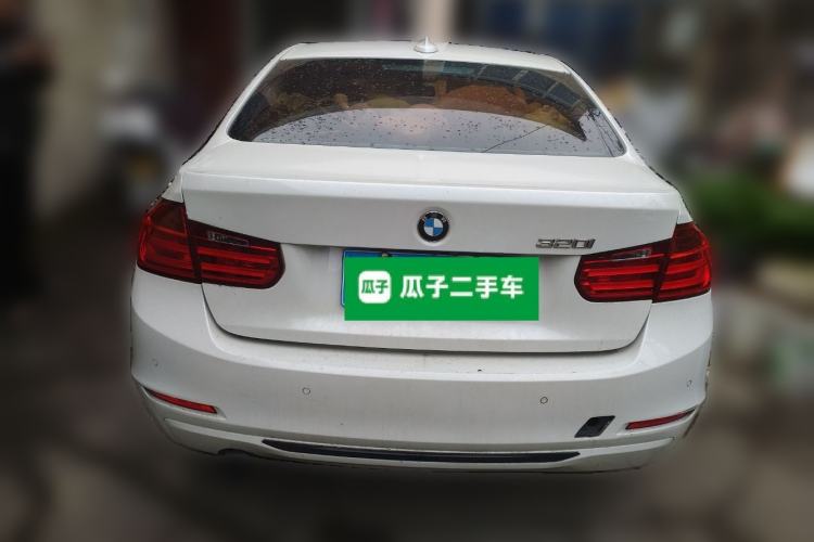 Used BMW 3 Series 2014 320i Sport Design Package
