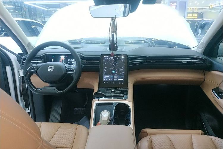 Used Nio ES8 2018 355 km Base Version 7-Seater Edition
