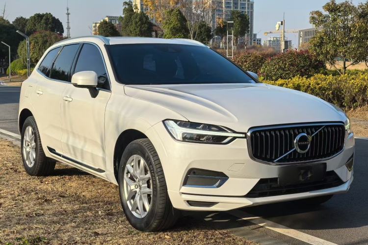 Used Volvo XC60 2021 T5 4x4 Smart Luxury Edition
