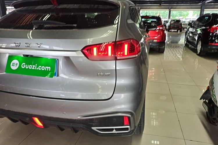 Used Wey VV5 2021 1.5T Two-Wheel Drive Color Pioneer
