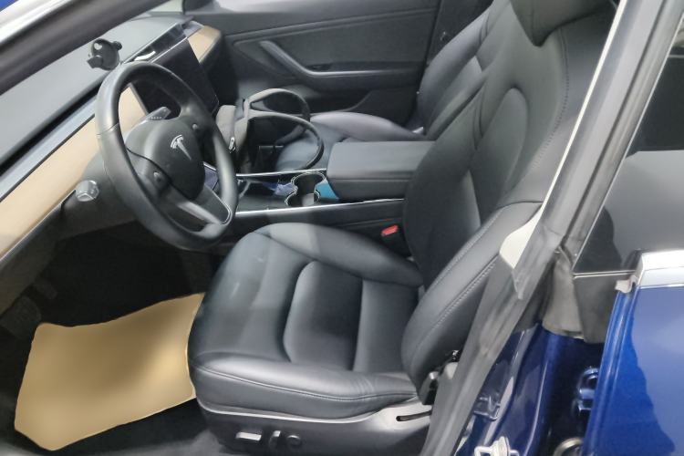 Used Tesla Model 3 2019 Long-Range Rear-Wheel-Drive Version
