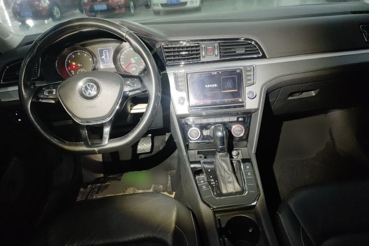 Used Volkswagen Lamando 2018 280TSI DSG Comfort Edition
