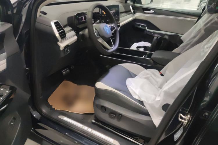 Used Volkswagen ID.6 CROZZ 2022 Long-Range PURE+ Edition