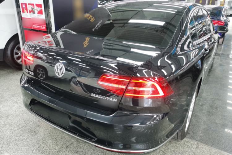 Used Volkswagen Magotan 2018 330TSI DSG Advanced Model
