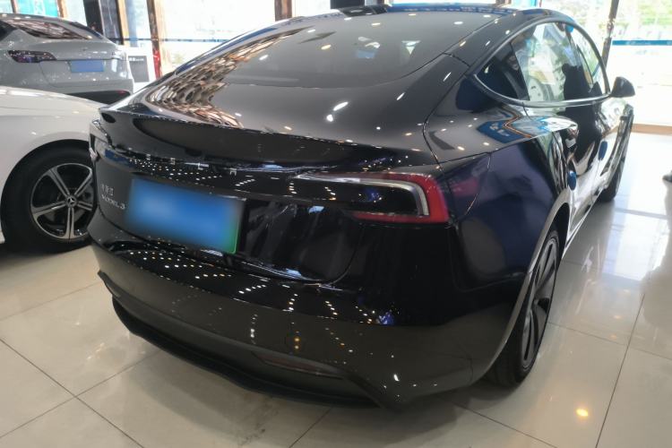 Used Tesla Model 3 2023 Rear-Wheel-Drive Version
