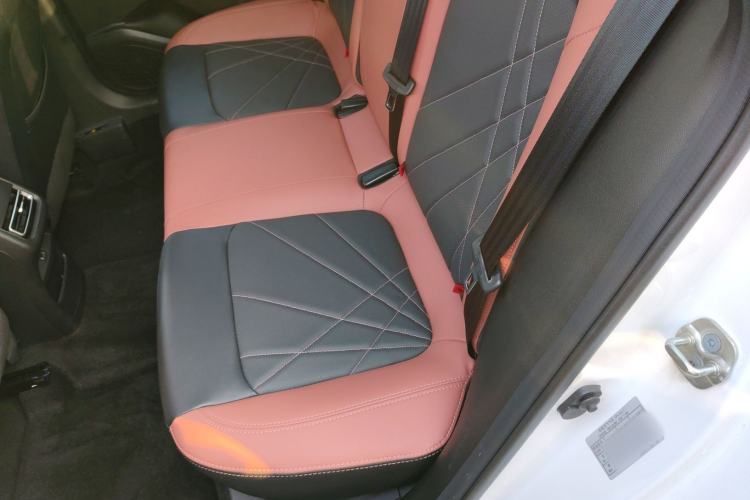 Used Changan Eado 2022 PLUS Blue Whale NE 1.4T GDI DCT Prestige Edition
