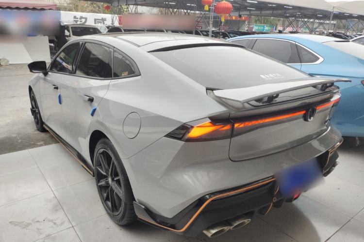 Used Changan UNI-V 2023 2.0T Leading-Speed Edition
