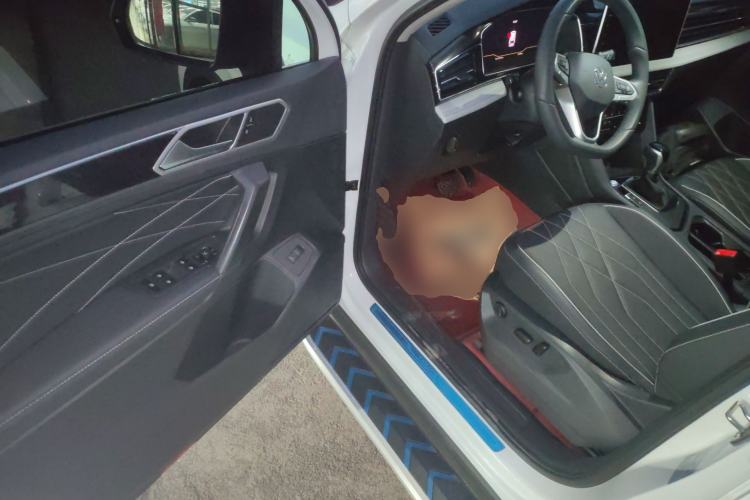 Used Volkswagen Tiguan L 2024 300TSI Automatic Two-Wheel Drive Smart Edition
