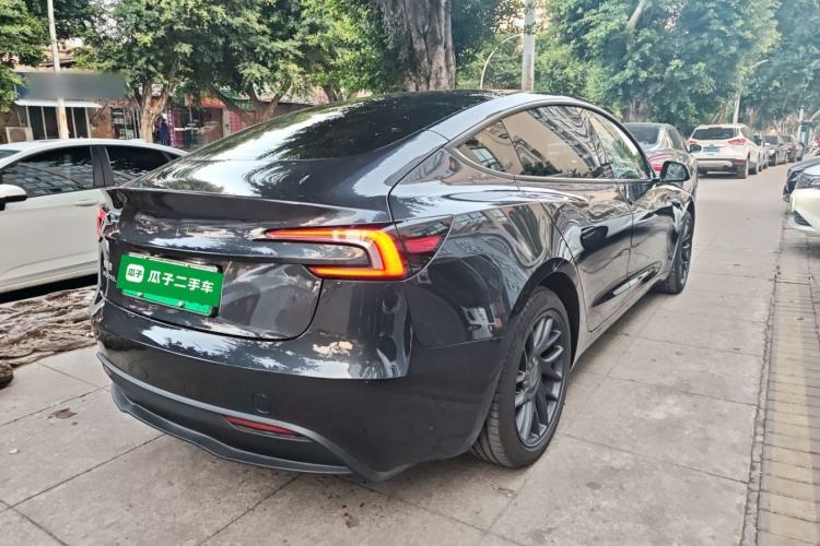 Used Tesla Model 3 2025 Rear-Wheel-Drive Version
