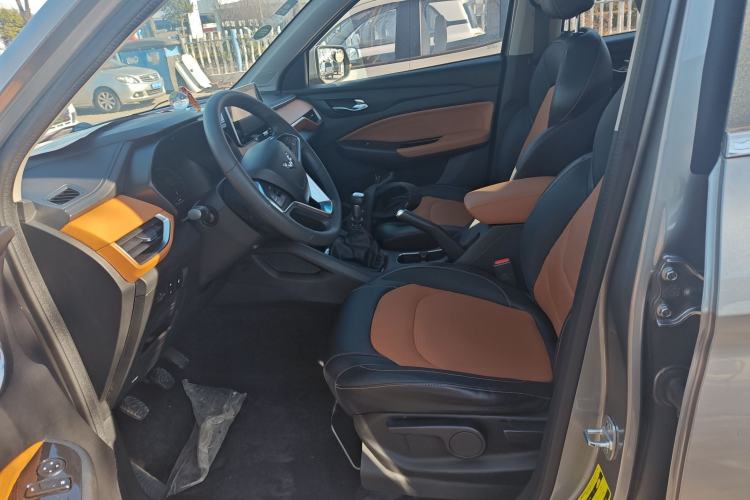 Used Wuling Hongguang S3 2018 1.5T Manual Luxury Model China V Standard
