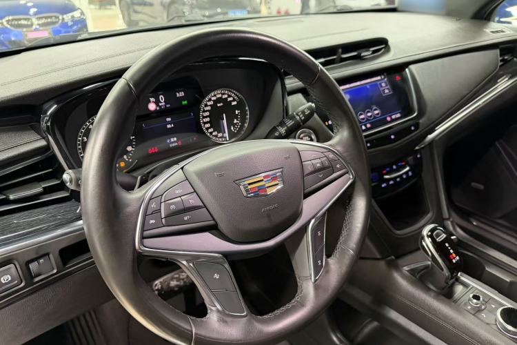 Used Cadillac XT5 2020 28T Luxury Version
