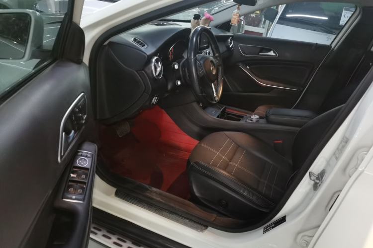 Used Mercedes-Benz GLA 2015 GLA 200
